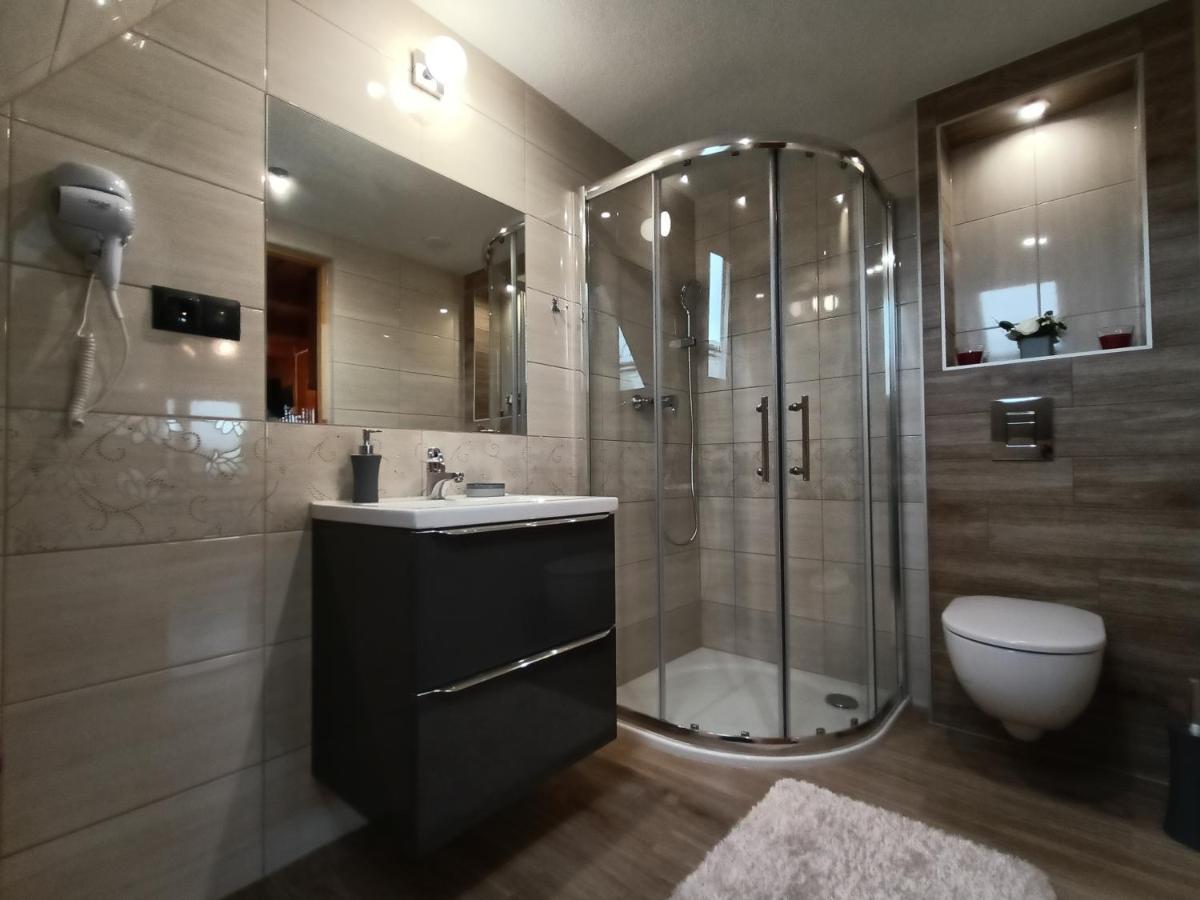 Wynajem U Patryka Apartment โปโรนิน ภายนอก รูปภาพ